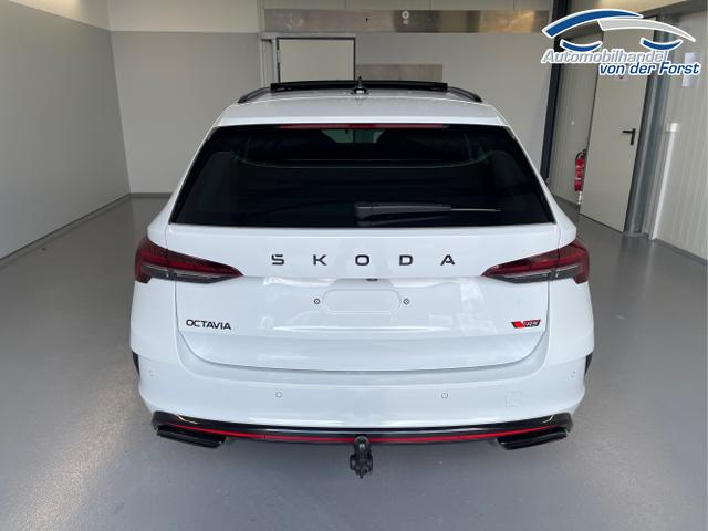 Skoda / Octavia Combi / Wei&szlig; / / / 265PS DSG HUD+Pano+360&deg;+DCC+AHK+CANTON+Matrix+Alu19+eHeck+GV4