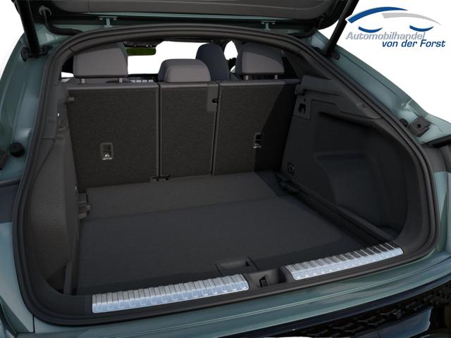 Audi Q3 Sportback NEU TFSI quattro S line Tech+AHK+Alu19+LEDplus+KlimaPlus+ExtSchwarz 