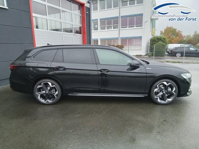 Skoda Superb Combi Sportline 2.0 TSI 7-Gang-DSG 4x4 Superb Combi 
