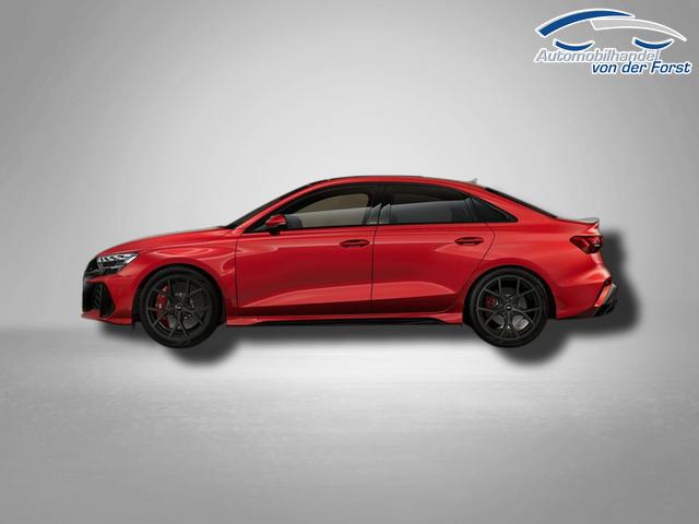 Audi RS3 Limousine 2.5 TFSI 7-Gang S tronic RS3 