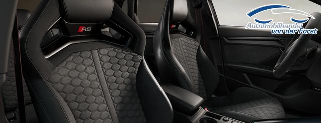 Audi RS3 Limousine 2.5 TFSI 7-Gang S tronic RS3 