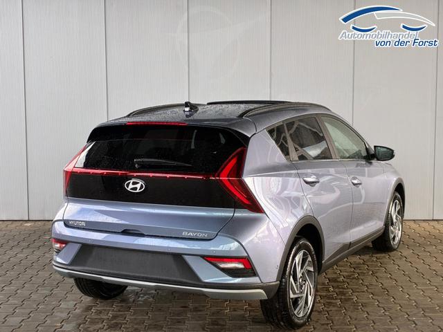 Hyundai BAYON BAYON Premium Sky 1.0 T-GDI 100 PS 48V 7DCT / Keyless / ACC / Soundsystem BOSE / Sitz + Lenkradheizung / LED / Navi / PDC V&H + Kamera / Totwinkel / Alu 16" 