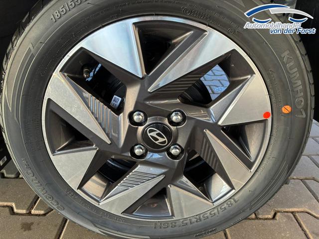 Hyundai i10 i10 Advance 1.2 GDI / R&uuml;ckfahrkamera / Sitz + Lenkradheizung / Navi / Alu 15" 