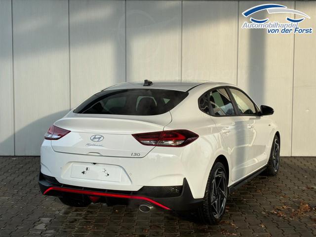 Hyundai i30 i30 N-Line Fastback DCT 1.5 T-GDI mHev / Navi / ACC / Sitz & Lenkradheizung / LED / Alu 18" 