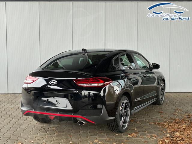 Hyundai i30 i30 N-Line Fastback DCT 1.5 T-GDI mHev / Navi / ACC / Sitz & Lenkradheizung / LED / Alu 18" 