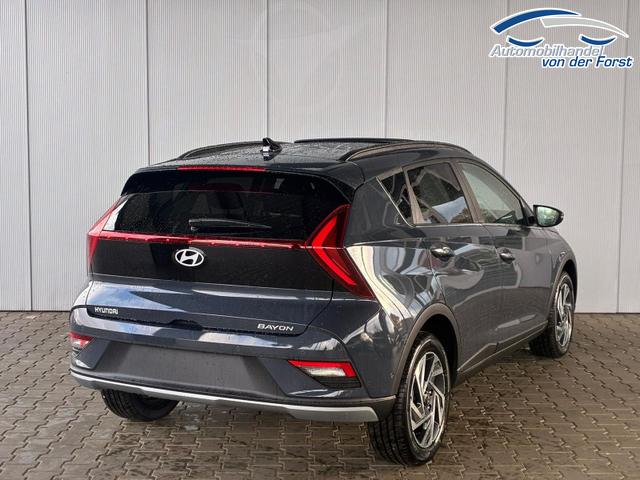 Hyundai BAYON BAYON Premium Sky 1.0 T-GDI 100 PS 48V 7DCT / Keyless / ACC / Soundsystem BOSE / Sitz + Lenkradheizung / LED / Navi / PDC V&H + Kamera / Totwinkel / Alu 16" 