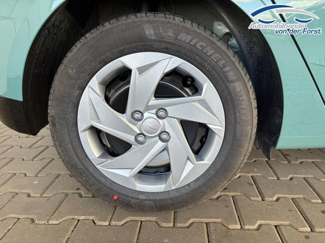Hyundai i20 i20 Comfort 1.0 T-GDi 7DCT / Navi / Tempomat / Sitz + Lenkradheizung / PDC Hinten mit Kamera 
