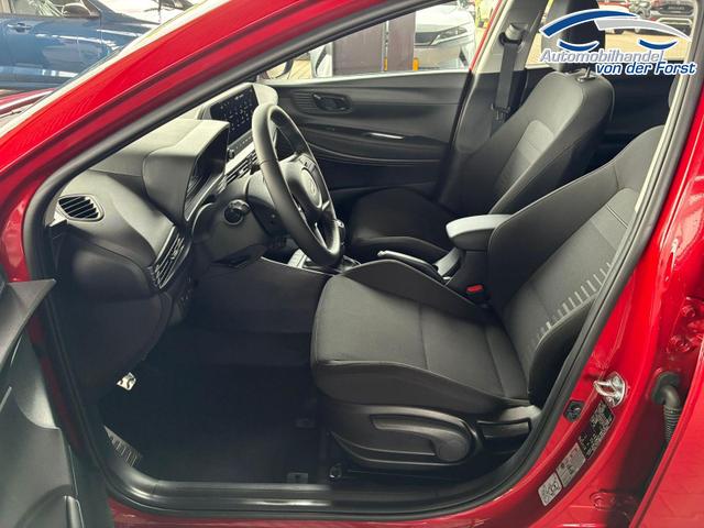 Hyundai BAYON Bayon Comfort Plus 1.2 MPI / Navi / PDC m. Kamera / Klimaautom./ LED / Sitz & Lenkr.Heiz/ Alu16 