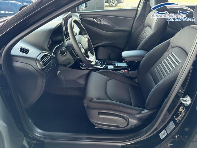 Hyundai i30 i30 Comfort Plus 1.0 TGDI DCT/ ACC / PDC V.&H.Kamera / Keyless / Sitz & Lenkr.Heiz./ LED / Alu 17 