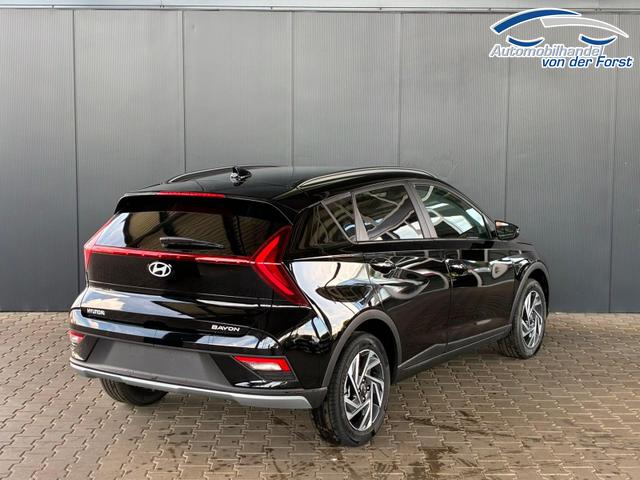 Hyundai BAYON Bayon Comfort Plus 1.2 MPI / Sitz + Lenkradheizung / PDC V&H + Kamera / LED / Tempomat / Keyless / Alu 16" 