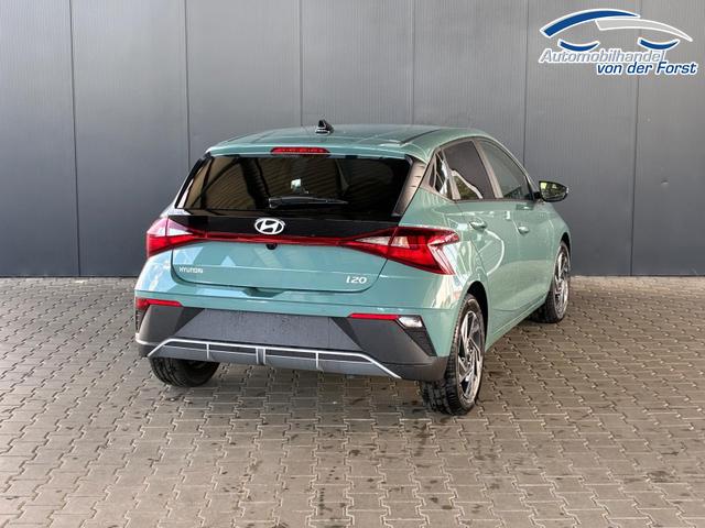 Hyundai i20 Pure 1.2 MPI / Navi / PDC Hinten + Kamera / Abgedunkelte Scheiben / Tempomat / Alu 16" 