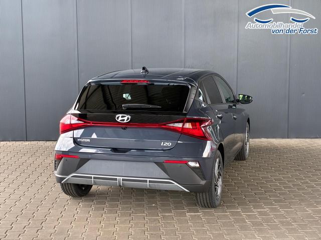 Hyundai i20 i20 Pure 1.2 MPI / Navi / PDC Hinten + Kamera / Abgedunkelte Scheiben / Tempomat / Alu 16" 