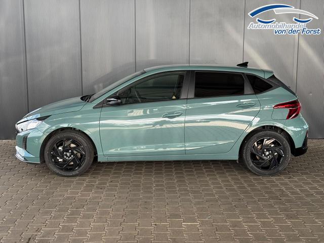 Hyundai i20 Smart 1.0 T-GDi 90PS 6MT Black Pack / Kamera / Navi / Fernlichtassistent / Tempomat / Sitz + Lenkradheizung / Alu 16" 