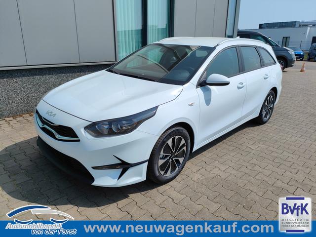 Kia Ceed Sportswagon (Kombi) - "Spin" LIEFERUNG KOSTENLOS! 1.5 T-GDI 140PS 6-Gang, Weiß, 16" Alufelgen, Klimaanlage, Winter-Paket, Navigationssystem 10,25", Parksensoren hinten, Rückfahrkamera, Tempomat, Dachreling, Beheiztes Lederlenkrad, ZV mit Fernbedienung, Reserve-Notrad