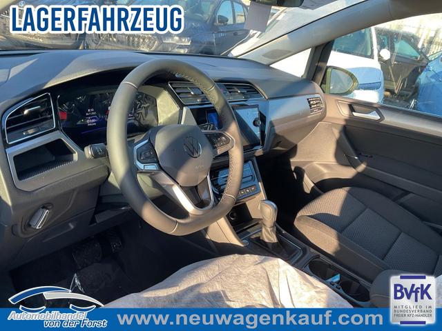 Volkswagen Touran - Comfortline BMT/Start-Stopp Touran 1.5 TSI DSG Comfortline, AHK, Navi, Kamera, Side, Winter, 4-J. Garantie