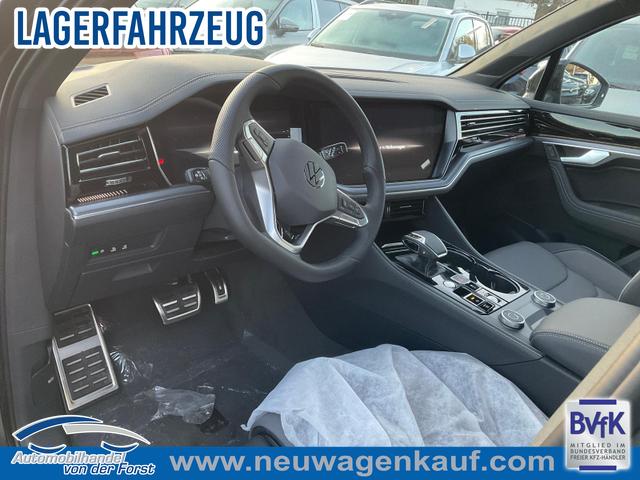 Volkswagen Touareg - 3.0 TDI 210 kW 4Motion R-Line Touareg 3.0 TDI V6 R-LINE Black, AHK, HuD, Luft, Standheizung