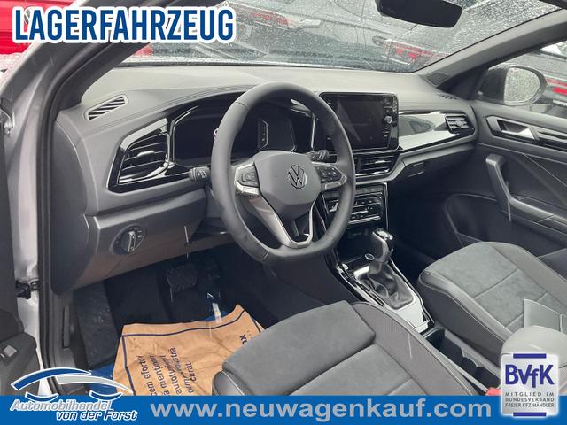 Volkswagen T-Roc - Style T-Roc 1.5 TSI DSG Black Style, AHK, IQ.Light, 19-Zoll, easyOpen, Navi