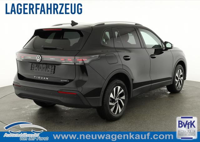 Volkswagen Tiguan - 1.5 TSI eHybrid 150 kW Life Tiguan 1.5 eHybrid DSG Life, AHK, Navi, Side, easyOpen, Winter
