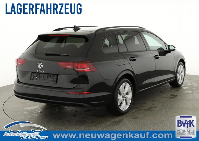 Volkswagen Golf - 1.5 TSI 110 kW Golf VIII Variant 1.5 TSI Life Facelift, AHK, easyOpen, Kamera, 3-J Garantie