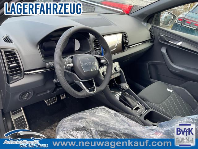 Skoda Karoq - Sportline Karoq 1.5 TSI DSG Sportline, Pano, AHK, Navi, CANTON, Matrix, AreaView, Side, FS-beheizbar, 19-Zoll