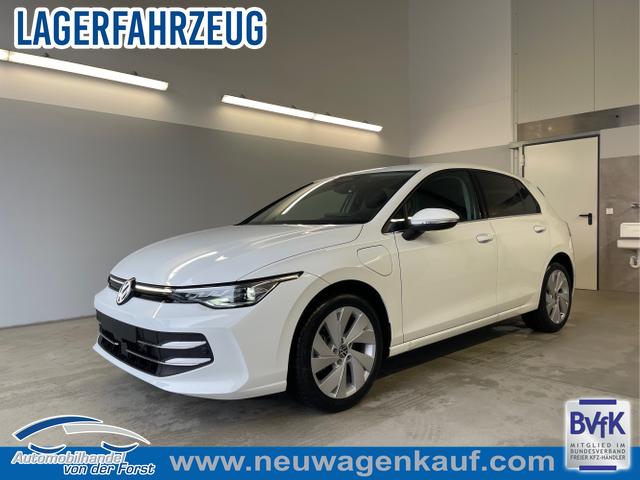 Volkswagen Golf - Style 1.5 eHybrid 150kW/204PS DSG IQ.Light+Navi+Travel Assist+HUD+Winterpaket