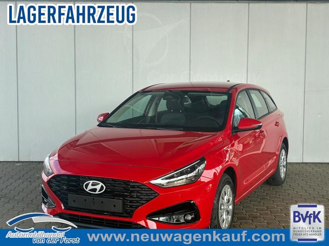 Hyundai i30 Kombi - i30 Kombi Comfort 1.5 GDI 95PS 6MT Navi / PDC V&H. m. Kamera / LED / Nebel