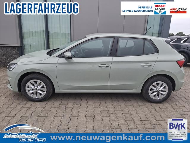 Skoda Fabia - "EXTRA PLUS" (2) LIEFERUNG KOSTENLOS & PREISGARANTIE* 1.0 TSI 116PS, 5 Jahre Garantie, TIMIANO-GR&Uuml;N Sonderlackierung, CLIMATRONIC, BEHEIZTE FRONTSCHEIBE, SITZHEIZUNG, M-Lederlenkrad BEHEIZT, 15" ALU, Parksensoren hinten, R&uuml;ckfahrkamera, Infotainment 8", Virtual Cockpit, Tempomat, NSW, Wireless SmartLink