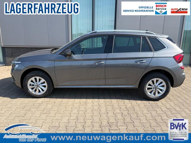 Skoda Kamiq - SONDERAKTION "Selection" Lieferung frei Haus! 1.0 TSI 115PS DSG/AUTOMATIK, 5J GARANTIE, Grau-METALLIC, ELE. HECKKLAPPE, ANH&Auml;NGERKUPPLUNG, BEH. FRONTSCHEIBE, Sitzheizung, Lenkradheizung, Ladeboden, ACC, SIDE Assist, Virtual Cockpit 10", Parksensoren v/h, Kamera, KESSY, Privacy, 16" Alu, Climatronic