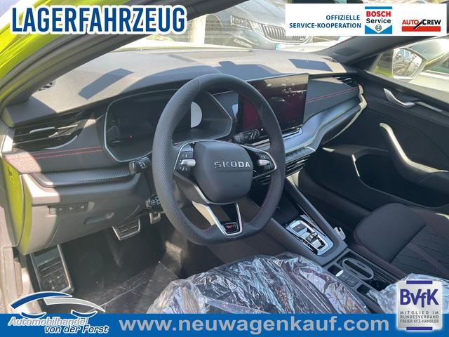 Skoda Octavia Combi - 2.0 TSI 195 kW RS Octavia Combi RS 2.0 TSI DSG, Standheizung, AHK, Navi, Matrix, Side, Winter, 5 J.-Garantie