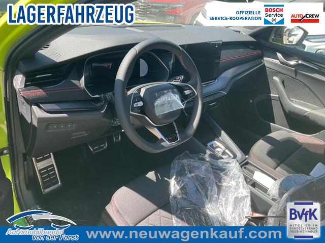 Skoda Octavia Combi - 2.0 TSI 195 kW RS Octavia Combi RS 2.0 TSI DSG, Pano, Standheizung, AHK, Navi, Matrix, Sound, Side, Winter, 5 J.-Garantie