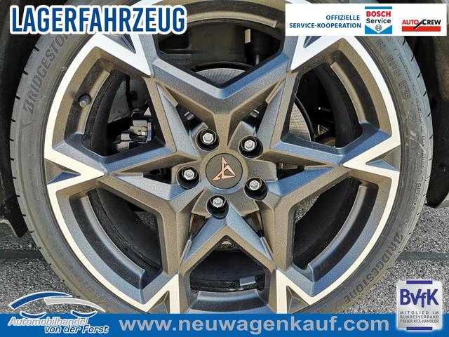 Cupra Leon Sportstourer - 2.0 TSI 245 kW 4Drive VZ Kombi ST 2.0TSI AHK Sound ACC Pano