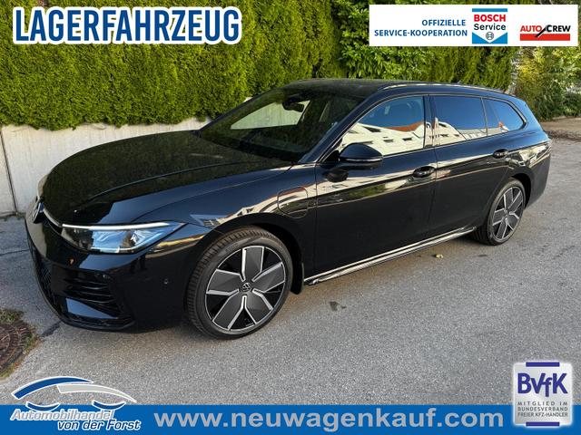 Volkswagen Passat Variant - 1.5 TSI eHybrid 200 kW R-Line 1.5 TSI eHybrid R-line Black AHK 360