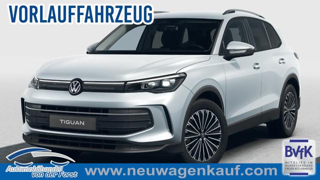 Volkswagen Tiguan - "Life" Inkl. KOSTENLOSE LIEFERUNG! 1.5 eTSI 150PS DSG, Silber-Met, 18" Alu NAPOLI, LED-PLUS-SCHEINWERFER, ELEKTR. HECKKLAPPE, KEYLESS ACCESS, PRIVACY-GLAS, DACHRELING, WINTER-PAKET, ACC, Park Assist, Parksensoren, Kamera, 3-Zonen-Climatronic, Radio/Wireless App-Connect, Digitales Cockpi