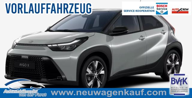 Toyota Aygo X - "Pulse / EU-Teamplayer" LIEFERUNG KOSTENLOS! 1.5 Hybrid 115PS CVT/AUTOMATIK, 3 Jahre Garantie, 17" Alufelgen, Uni-Lackierung Tarragon /Dach schwarz, Privacy-Glas, Sitzheizung, R&uuml;ckfahrkamera, Klimaautomatik, Audiosystem 9" + Smartphone-Integration, Lederlenkrad, ACC, ZV mit Fernbedienung