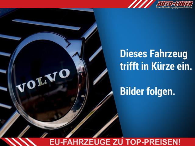 Volvo XC60 - Plus Dark T6 AWD AHK+KAMERA+EL.HECKKL.+PDC+LED+SHZ+19"ALU