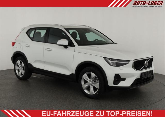 Volvo XC40 - Core 2WD B3 Mild-Hybrid Core, Navi, Thors Hammer, Winter, Kamera, el. Klappe