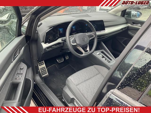 Volkswagen Golf - Move eTSI VIII Variant 1.0 DSG Move, Kamera, LED, Navi, Parklenk