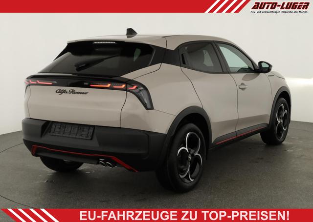 Alfa Romeo Junior - Ibrida 1.2 VGT 48V-Hybrid (100kW) Speciale Speciale, 18-Zoll, Kamera, el. Klappe, Sitzheizung