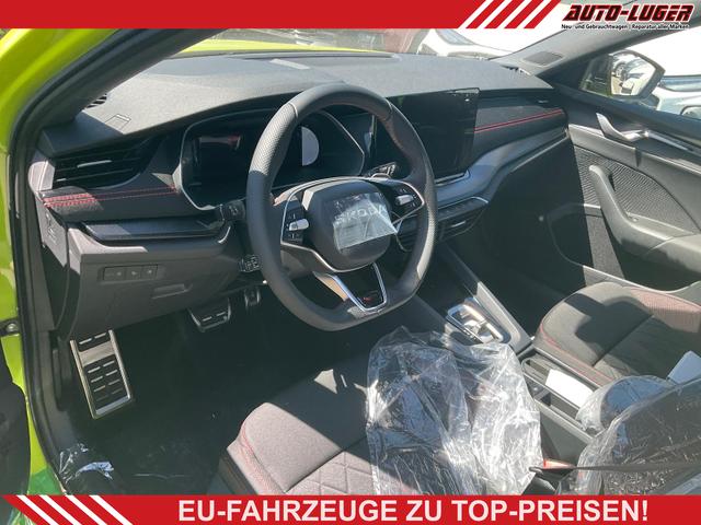 Skoda Octavia Combi - 2.0 TSI 195 kW RS DSG, Pano, Standheizung, AHK, Navi, Matrix, Sound, Side, Winter, 5 J.-Garantie