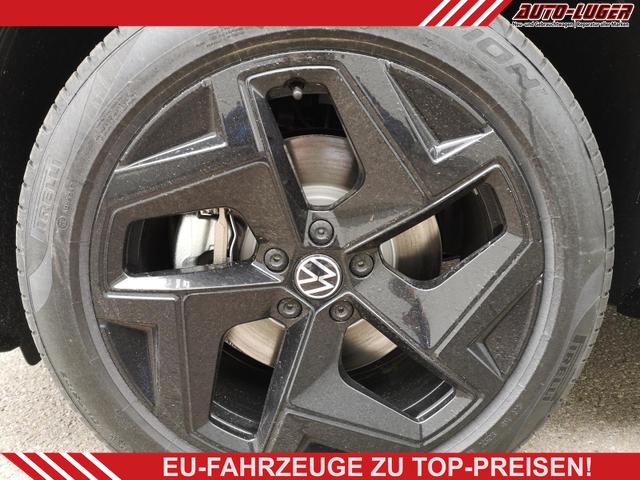 Volkswagen Tiguan - 2.0 TDI 110 kW R-Line DSG Head Up Black 360 AHK