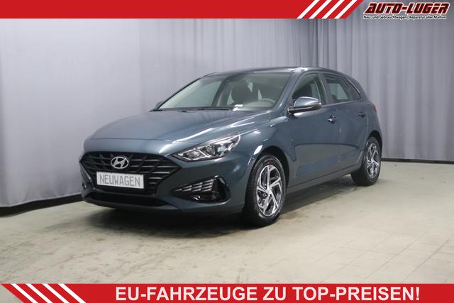 Hyundai i30 - Comfort 1.5 FL 81kW Klimaanlage, Sitzheizung, Lederlenkrad, Radio DAB, Freisprecheinrichtung, Tempomat, Lichtsensor, Einparkhilfe hinten, Nebelscheinwerfer, 16 Zoll Leichtmetallfelgen, uvm.