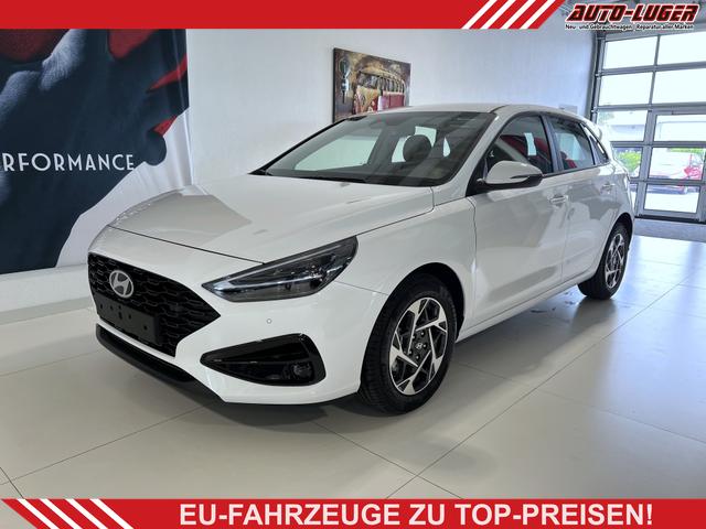 Hyundai i30 - GO 1.0 T-GDI 73 kW (100 PS) 2-Zonen-Klimaautomatik, Einparkhilfe vorne und hinten, Rückfahrkamera, LED-Scheinwerfer, Sitzheizung, Lenkradheizung, Navigationssystem, Radio mit DAB, Apple CarPlay, Android Auto, 16 Zoll Leichtmetallfelgen, uvm.