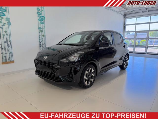 Hyundai i10 - GO+ 1.2 MT 58 kW (79 PS) Klimaautomatik, Navigationssystem, Apple CarPlay & Android Auto, Sitzheizung, Lenkradheizung, Einparkhilfe hinten, R&uuml;ckfahrkamera, Privacy Glass, 15" Leichtmetallfelgen, uvm.