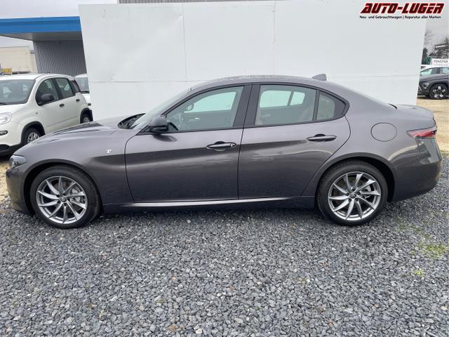 Alfa Romeo / Giulia / Weiß / / / 