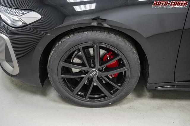 Audi A5 Avant TDI quattro s-tronic S-Line,AHK,B -LAG. 