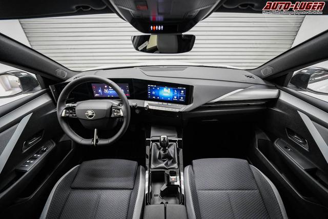 Opel Astra Sports Tourer 1,2 MT Edition - LAGER -LAG. 