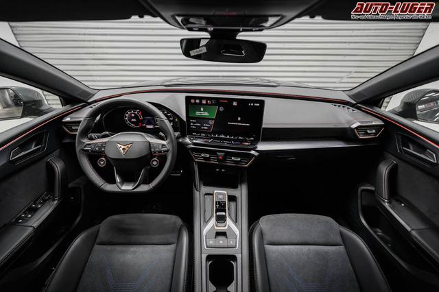 Cupra Leon Sportstourer ST 2,0 TSI DSG 4x4 VZ - LAGER 