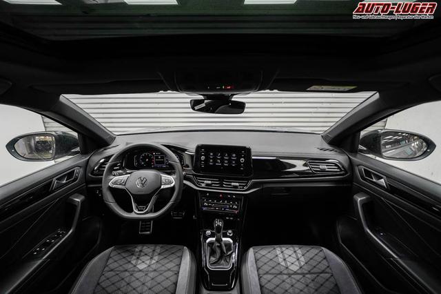 Volkswagen T-Roc 1,5 TSI DSG R-Line - LAGER 