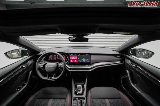 Skoda Octavia Combi Kombi 2,0 TSI DSG RS - LAGER 