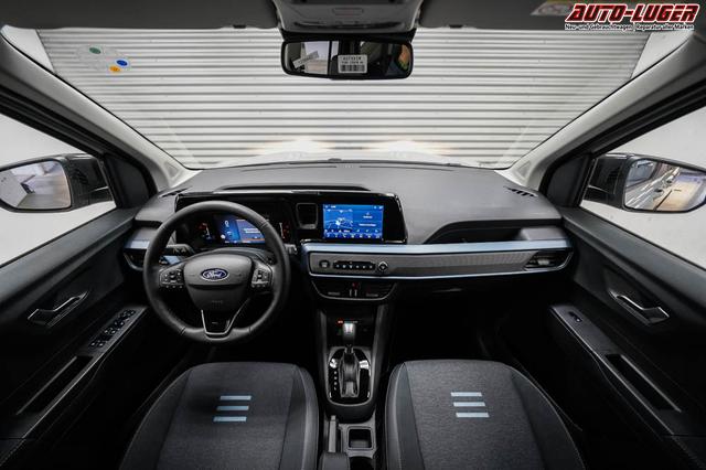 Ford Tourneo Courier 1,0 EcoBoost Automatik Act -LAG. 